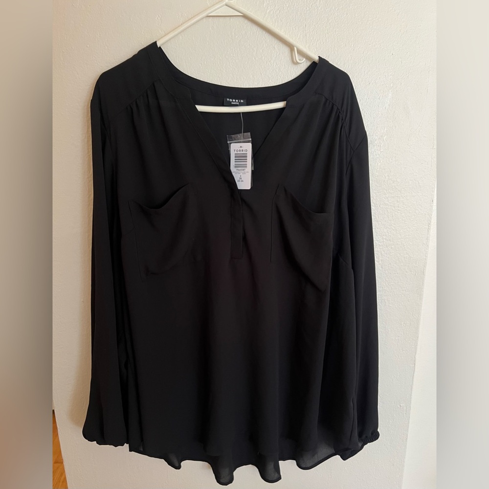 NWT Torrid long Sleeve black top